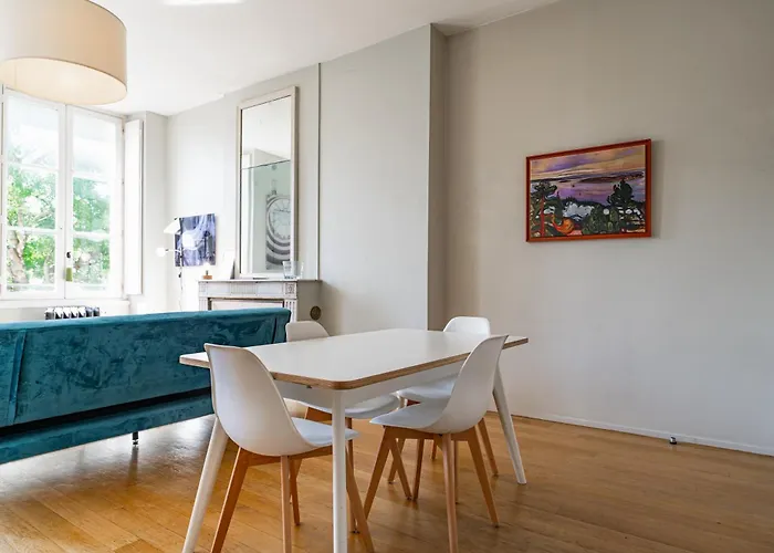 Apartment T3 De Prestige Proche Du Jardin Public De *