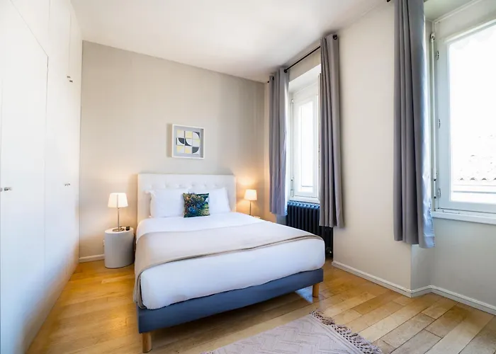 Apartment T3 De Prestige Proche Du Jardin Public De *