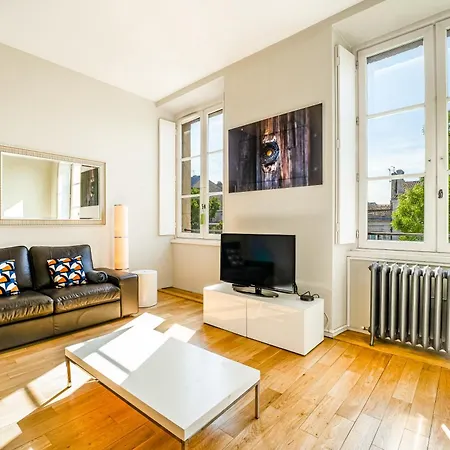 T3 De Prestige Proche Du Jardin Public De Appartamento *