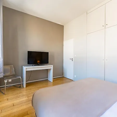 T3 De Prestige Proche Du Jardin Public De Bordeaux